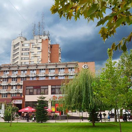 Hotel Gorj Zsilvásárhely Kültér fotó