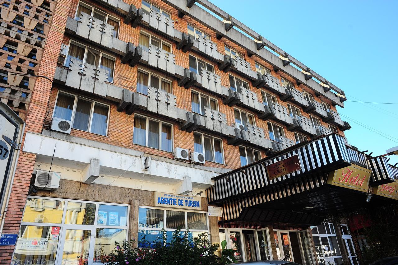 Hotel Gorj Zsilvásárhely Kültér fotó